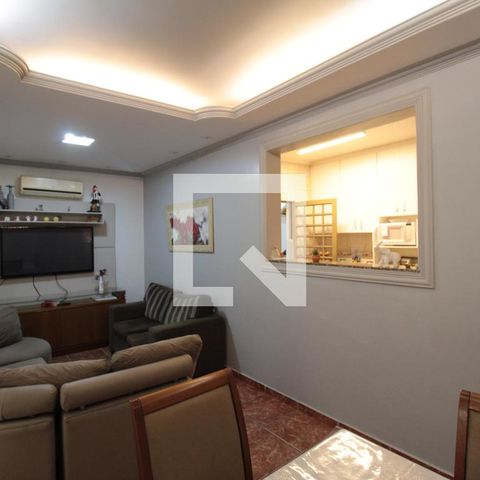 Casa à venda com 200m², 6 quartos e 2 vagasSala