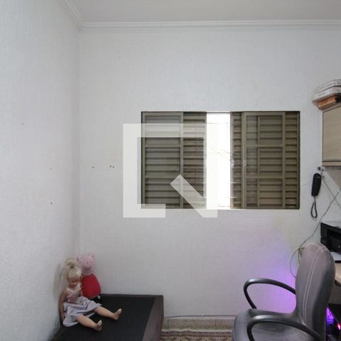 Casa à venda com 200m², 6 quartos e 2 vagasQuarto 1