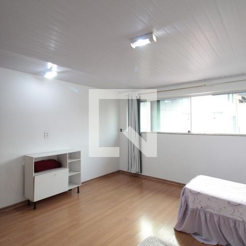 Casa à venda com 200m², 6 quartos e 2 vagasCasa 2 | Quarto 1