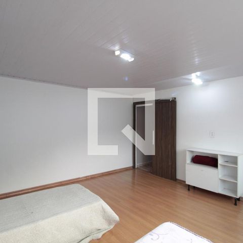 Casa à venda com 200m², 6 quartos e 2 vagasCasa 2 | Quarto 1