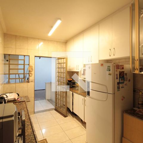 Casa à venda com 200m², 6 quartos e 2 vagasCozinha
