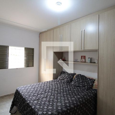 Casa à venda com 200m², 6 quartos e 2 vagasSuite