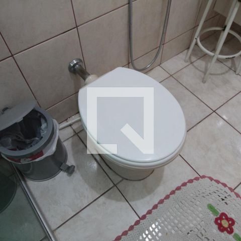 Casa à venda com 200m², 6 quartos e 2 vagasBanheiro Social