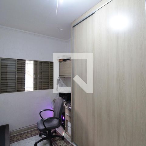 Casa à venda com 200m², 6 quartos e 2 vagasQuarto 1