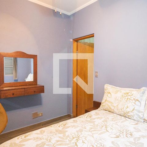 Casa à venda com 312m², 3 quartos e 2 vagas Casa à venda com 312m², 3 quartos e 2 vagasSuíte 1