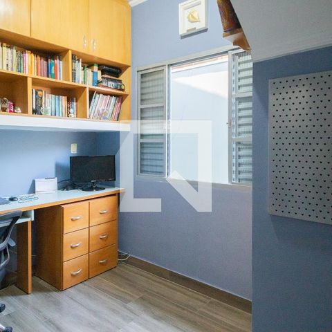 Casa à venda com 312m², 3 quartos e 2 vagas Casa à venda com 312m², 3 quartos e 2 vagasQuarto 1