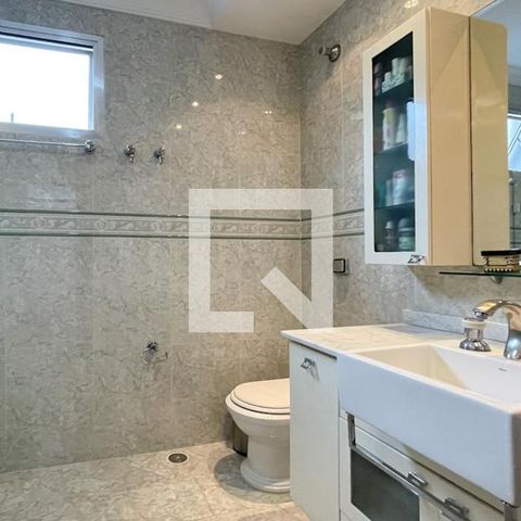 Casa à venda com 312m², 3 quartos e 2 vagas Casa à venda com 312m², 3 quartos e 2 vagasBanheiro - Suíte 2