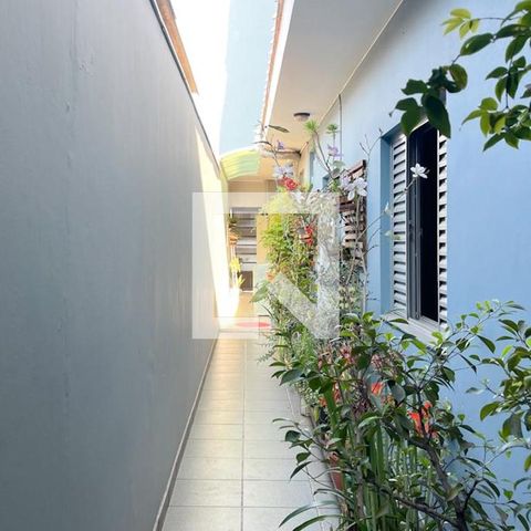 Casa à venda com 312m², 3 quartos e 2 vagas Casa à venda com 312m², 3 quartos e 2 vagasQuintal