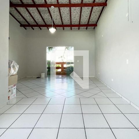 Casa à venda com 312m², 3 quartos e 2 vagas Casa à venda com 312m², 3 quartos e 2 vagasÁrea comum