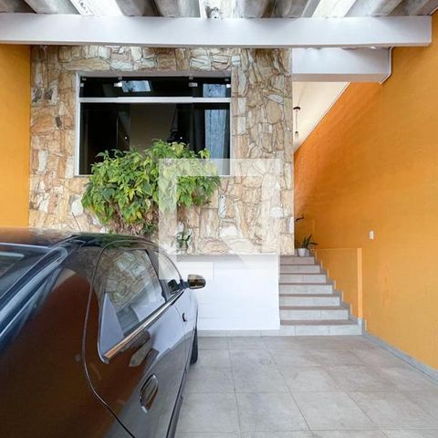 Casa à venda com 312m², 3 quartos e 2 vagas Casa à venda com 312m², 3 quartos e 2 vagasGaragem