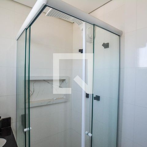 Apartamento à venda com 102m², 2 quartos e 2 vagas Apartamento à venda com 102m², 2 quartos e 2 vagasBanheiro da Suíte