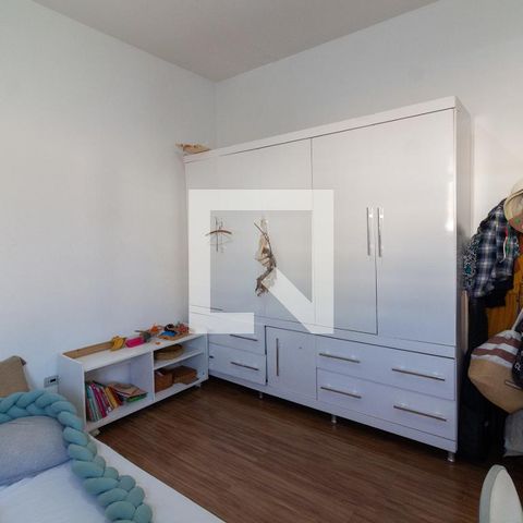Casa à venda com 180m², 2 quartos e 2 vagas Casa à venda com 180m², 2 quartos e 2 vagasQuarto 2