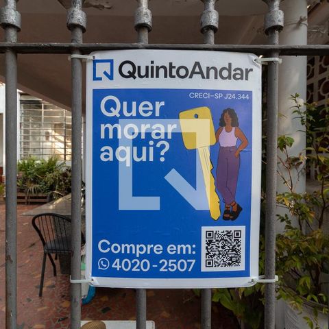 Casa à venda com 180m², 2 quartos e 2 vagas Casa à venda com 180m², 2 quartos e 2 vagasPlaquinha