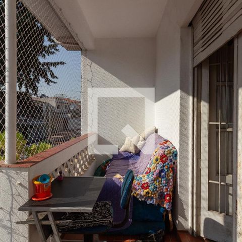Casa à venda com 180m², 2 quartos e 2 vagas Casa à venda com 180m², 2 quartos e 2 vagasVaranda/Quarto 1