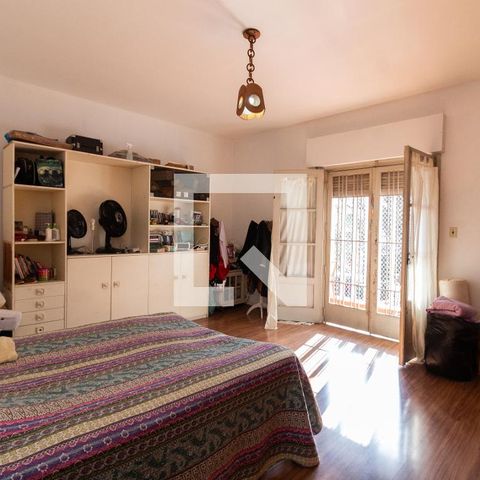 Casa à venda com 180m², 2 quartos e 2 vagas Casa à venda com 180m², 2 quartos e 2 vagasQuarto 1