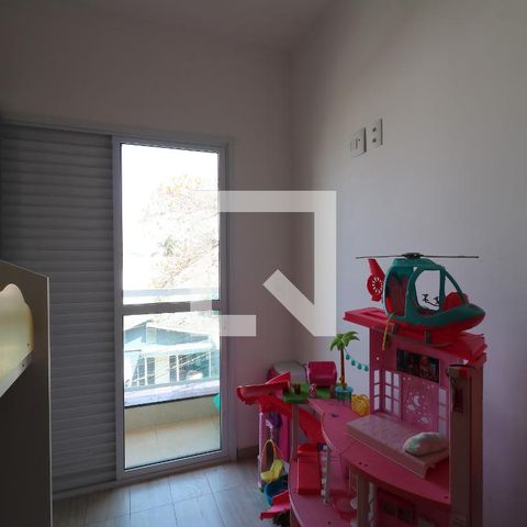 Apartamento à venda com 140m², 3 quartos e 2 vagasQuarto 2