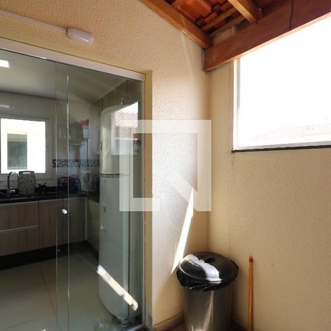 Apartamento à venda com 140m², 3 quartos e 2 vagasEdícula