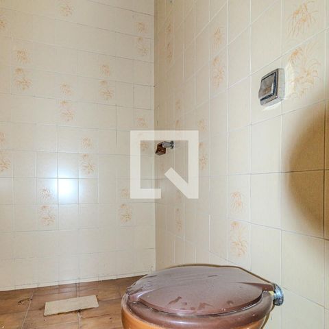 Casa à venda com 210m², 5 quartos e 3 vagasBanheiro da Suíte 1