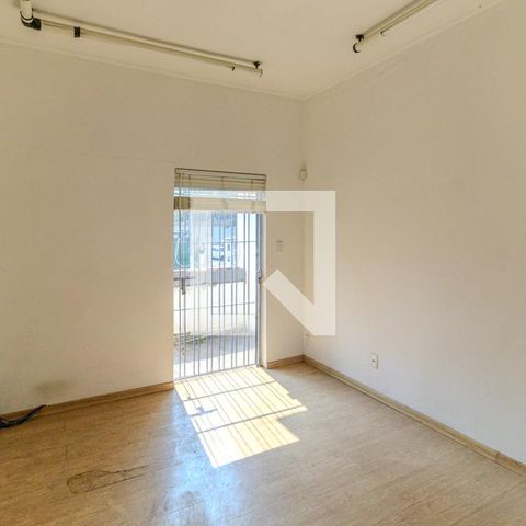Casa à venda com 210m², 5 quartos e 3 vagasQuarto 2
