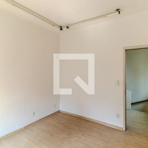 Casa à venda com 210m², 5 quartos e 3 vagasQuarto 2