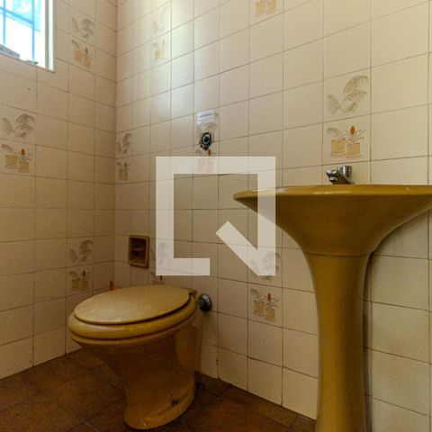Casa à venda com 210m², 5 quartos e 3 vagasLavabo 2