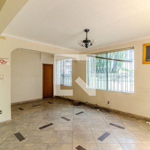 Casa à venda com 210m², 5 quartos e 3 vagasSala