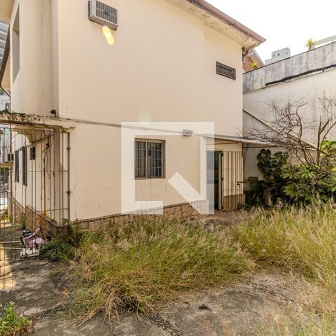Casa à venda com 210m², 5 quartos e 3 vagasQuintal