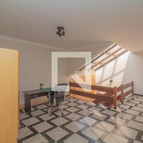 Casa à venda com 434m², 4 quartos e 8 vagas Casa à venda com 434m², 4 quartos e 8 vagasSala intima