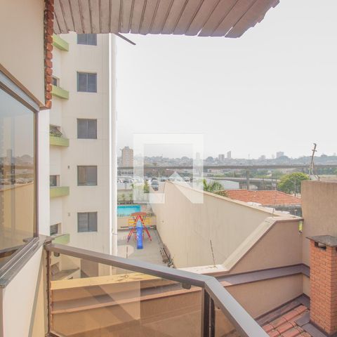 Casa à venda com 434m², 4 quartos e 8 vagas Casa à venda com 434m², 4 quartos e 8 vagasvaranda