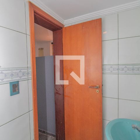 Casa à venda com 434m², 4 quartos e 8 vagas Casa à venda com 434m², 4 quartos e 8 vagasLavabo