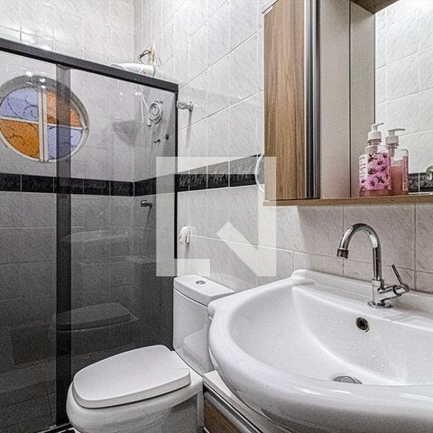 Casa à venda com 169m², 4 quartos e 3 vagas Casa à venda com 169m², 4 quartos e 3 vagasbanheiro na suíte