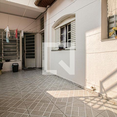 Casa à venda com 169m², 4 quartos e 3 vagas Casa à venda com 169m², 4 quartos e 3 vagasárea de serviço