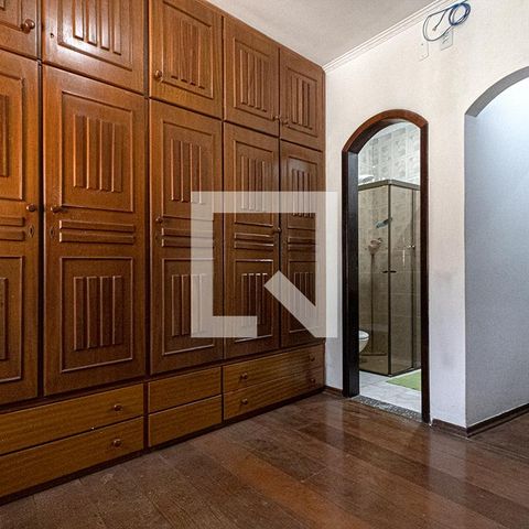 Casa à venda com 169m², 4 quartos e 3 vagas Casa à venda com 169m², 4 quartos e 3 vagassuíte 2