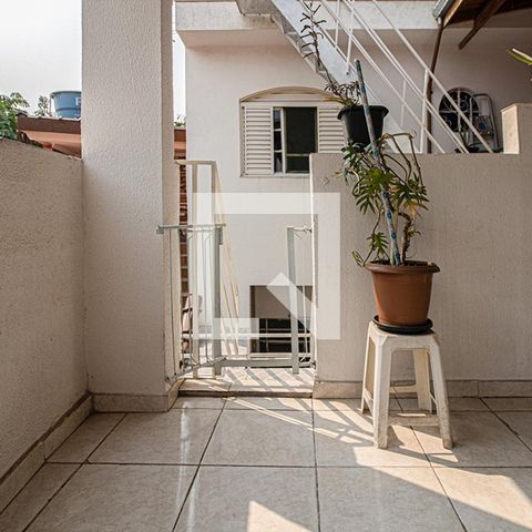 Casa à venda com 169m², 4 quartos e 3 vagas Casa à venda com 169m², 4 quartos e 3 vagasacesso para o terraço