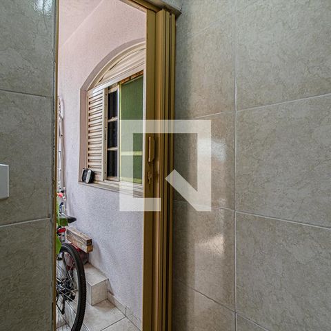 Casa à venda com 169m², 4 quartos e 3 vagas Casa à venda com 169m², 4 quartos e 3 vagasbanheiro no terraço