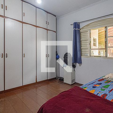 Casa à venda com 169m², 4 quartos e 3 vagas Casa à venda com 169m², 4 quartos e 3 vagasquarto2