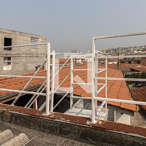 Casa à venda com 169m², 4 quartos e 3 vagas Casa à venda com 169m², 4 quartos e 3 vagasacesso para a caixa dágua
