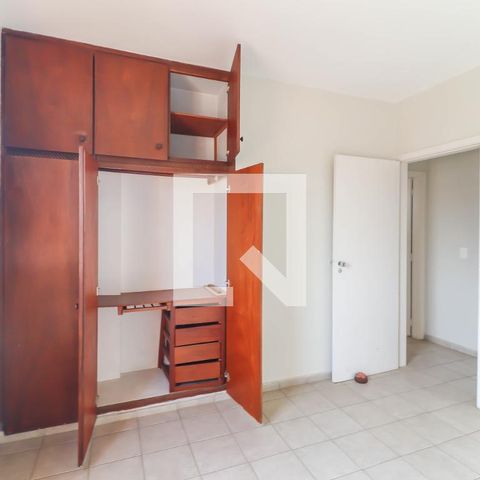 Apartamento à venda com 119m², 3 quartos e 2 vagasQuarto