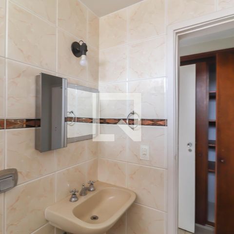 Apartamento à venda com 119m², 3 quartos e 2 vagasBanheiro