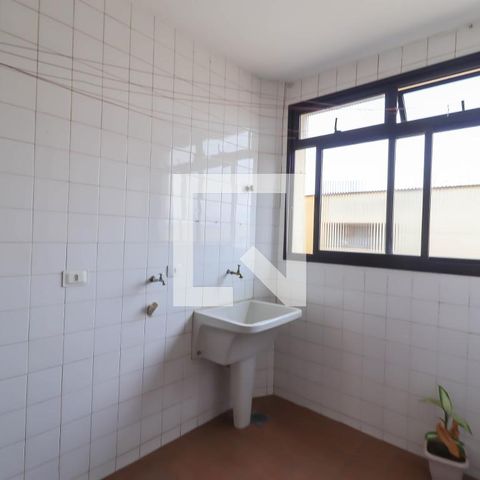 Apartamento à venda com 119m², 3 quartos e 2 vagasCozinha e Área de Serviço