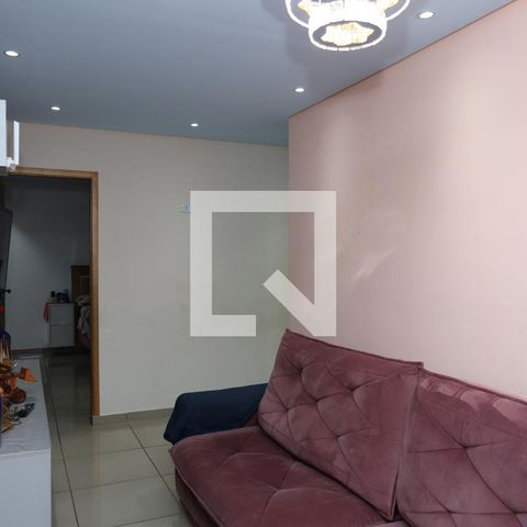 Casa para alugar com 185m², 3 quartos e 2 vagasSala
