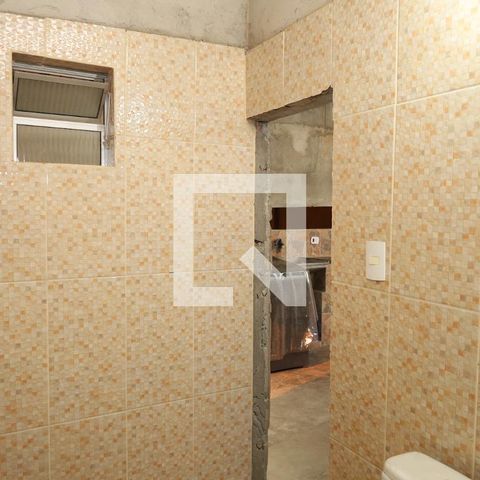 Casa para alugar com 185m², 3 quartos e 2 vagasBanheiro área de serviço 