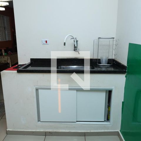 Casa para alugar com 185m², 3 quartos e 2 vagasCozinha
