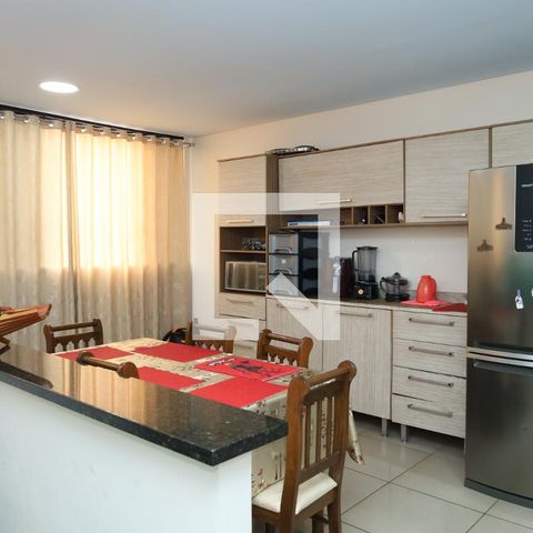 Casa para alugar com 185m², 3 quartos e 2 vagasCozinha