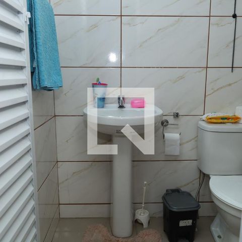 Casa para alugar com 185m², 3 quartos e 2 vagasBanheiro Social 1