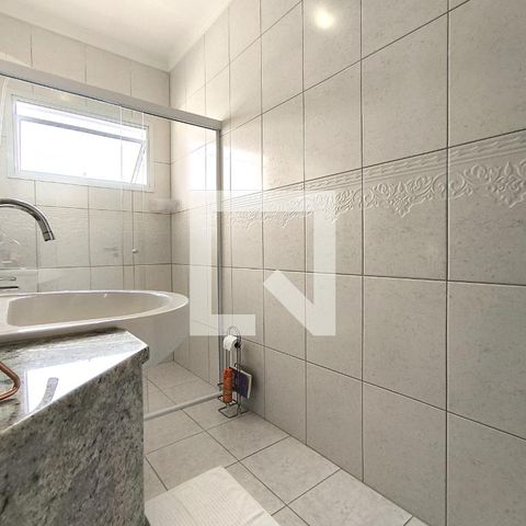Casa de condomínio à venda com 452m², 3 quartos e 4 vagas Casa de condomínio à venda com 452m², 3 quartos e 4 vagasSuíte 2