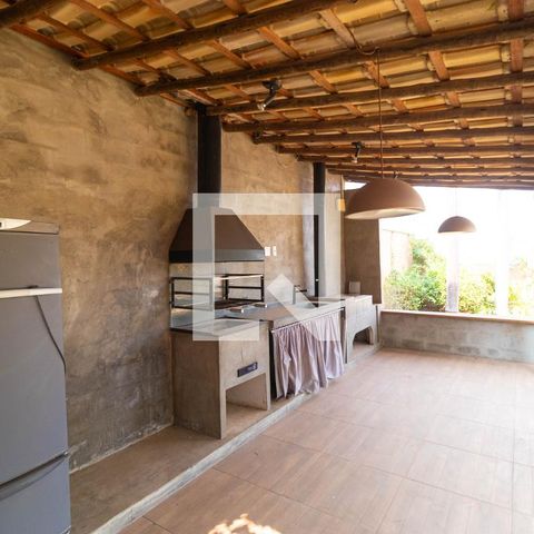 Casa de condomínio à venda com 350m², 4 quartos e 4 vagas Casa de condomínio à venda com 350m², 4 quartos e 4 vagasÁrea Gourmet