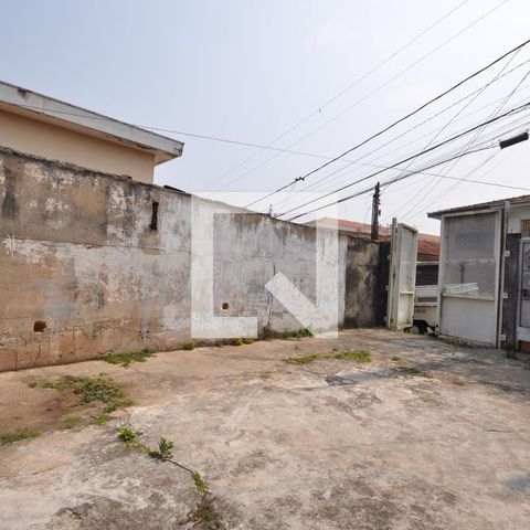 Casa à venda com 60m², 2 quartos e 1 vagaGaragem
