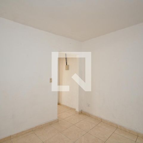 Casa à venda com 60m², 2 quartos e 1 vagaSala