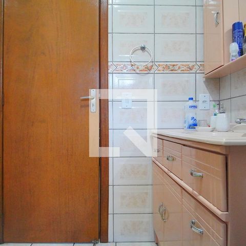 Casa à venda com 249m², 3 quartos e 2 vagas Casa à venda com 249m², 3 quartos e 2 vagasBanheiro da Suíte